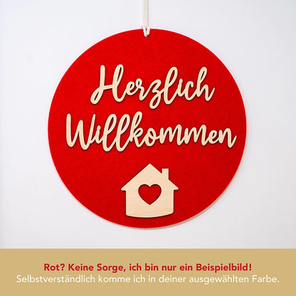 Türschild „Herzlich Willkommen” aus Holz-Filz-Kombination